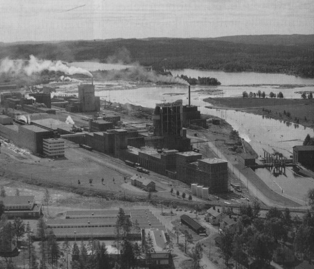 Tehdasalue 1960 ja 1970 lukujen vaihteessa