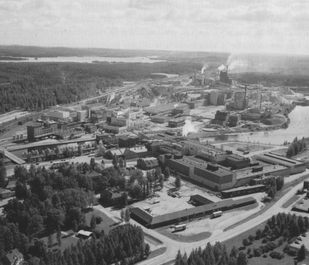 Tehdasalue 1990-luvulla