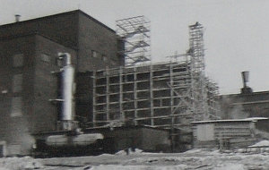 Klooridioksidilaitoksen rakennustyömaata 1960
