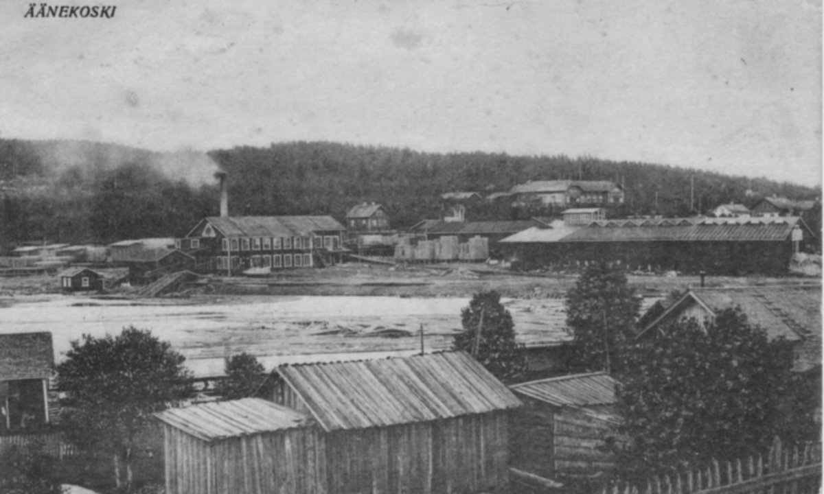 Äänekoski Oy:n vanha saha Äänejärven rannalla.