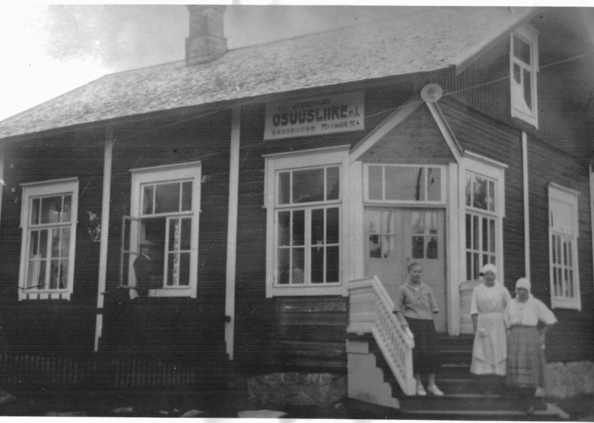 Keskimaan myymälä.