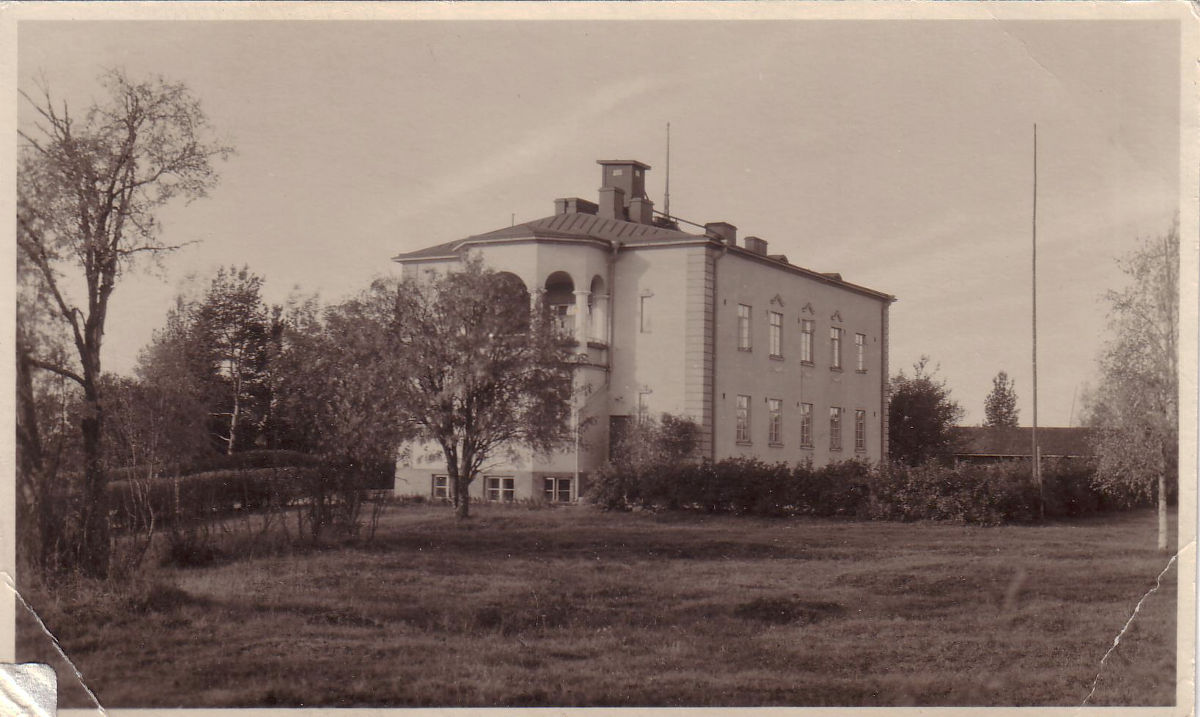 Äänekosken vuonna 1928 valmistunut sairaala Pukkimäellä.