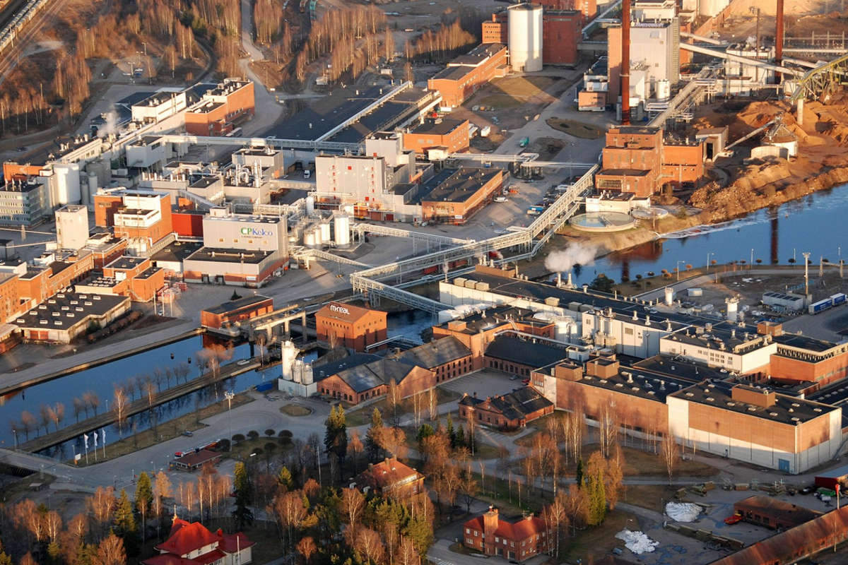 Äänekosken tehdasaluetta vuoden 2010 paikkeilla.