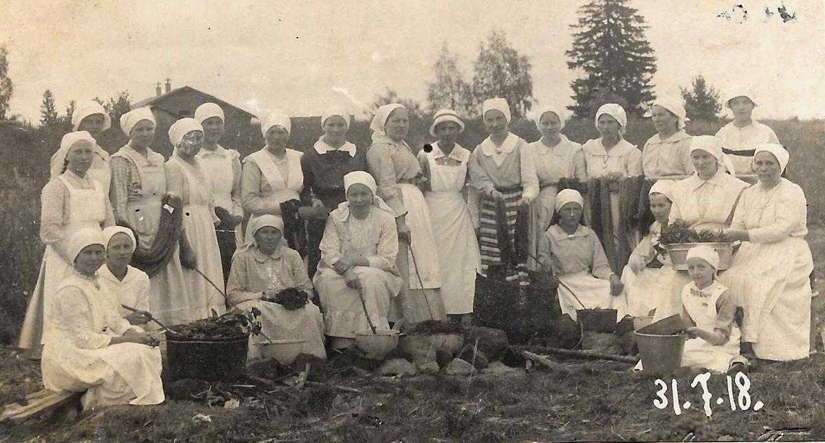 Värjäyskurssilaisia 31.7.1918.