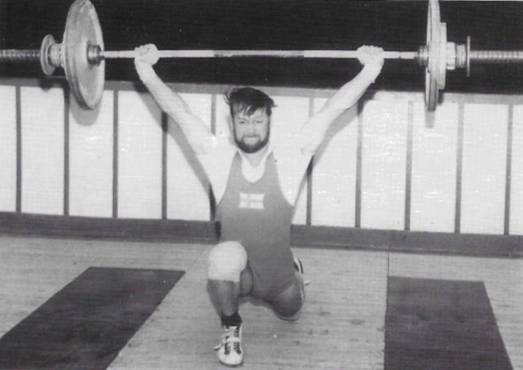 Painonnostaja Erkki Anttilalla lienee TUL:n mestaruuksia enemmän kuin kellään muulla huimalaisellä. Hänelle jäi myös punnerruksen Pohjoismaiden ja Suomen ennätys 103 kiloa ikuisiksi ajoiksi 56 kilon sarjassa.