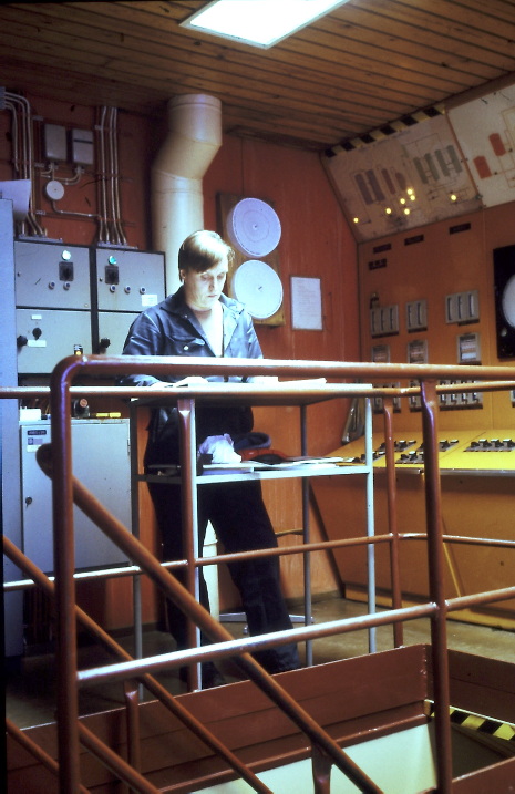 Klooridioksidimies Jorma Hiekkala työssään.