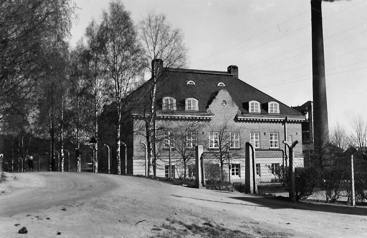 Äänekosken tehtaiden vuonna 1923 valmistunut konttorirakennus.