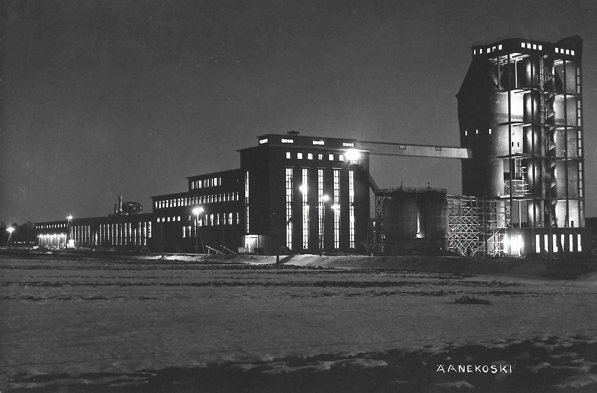 Sulfiittisellutehdas 1930-luvun lopussa.