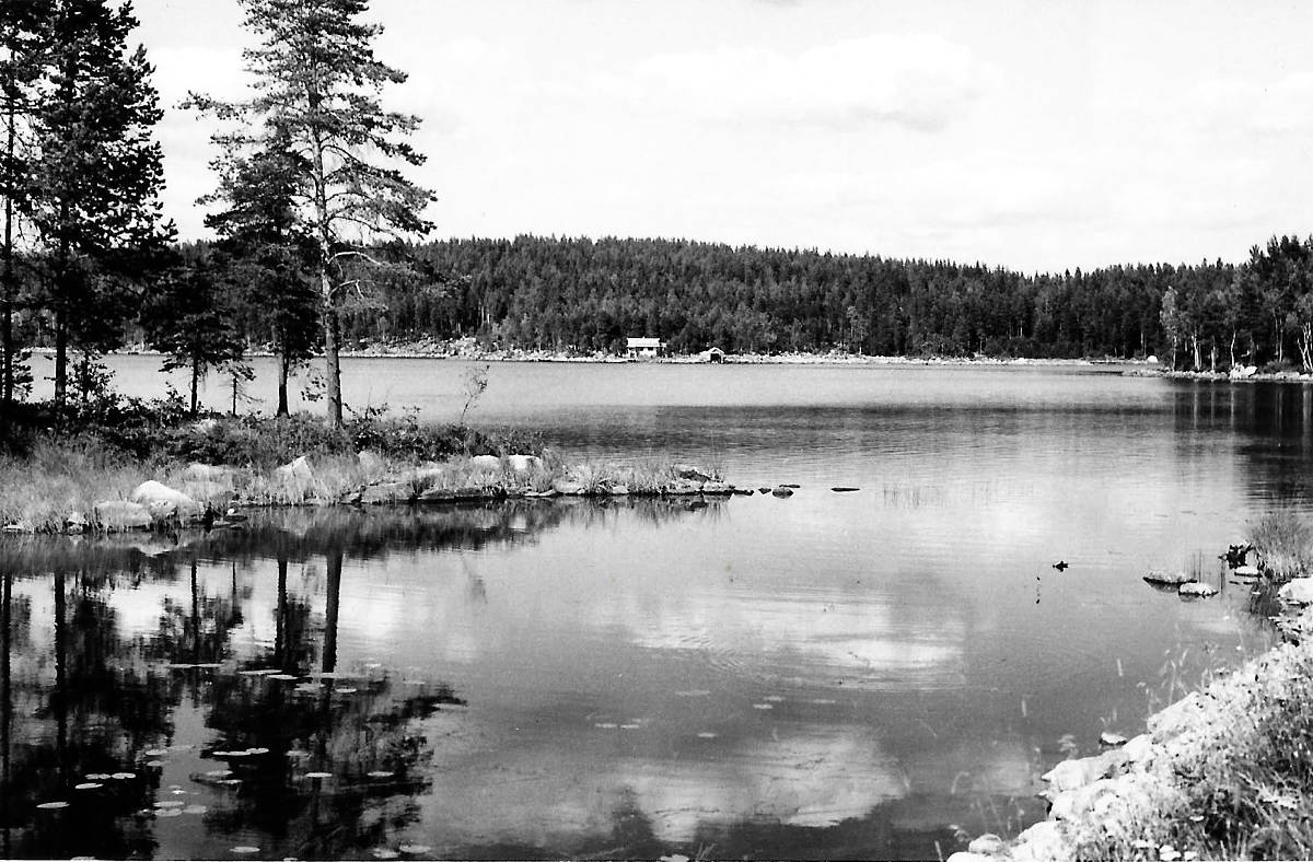 Keitelettä Mämmen kesäkirkon rannasta.